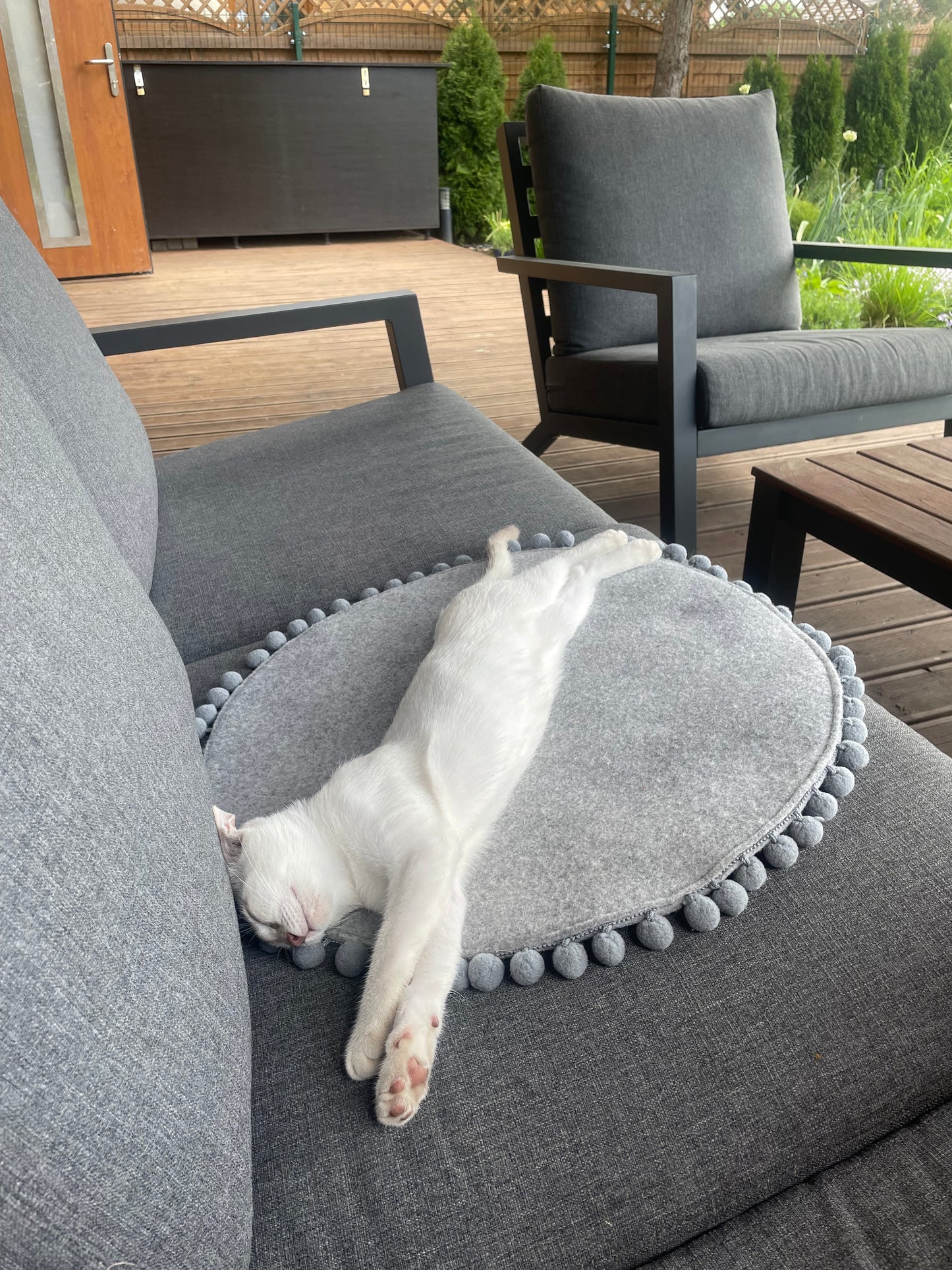 Round Wool Blend Pet Bed